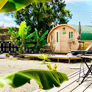 https://amani-suite-con-jacuzzi-piscina-y-naturaleza.adeje-hotels.com